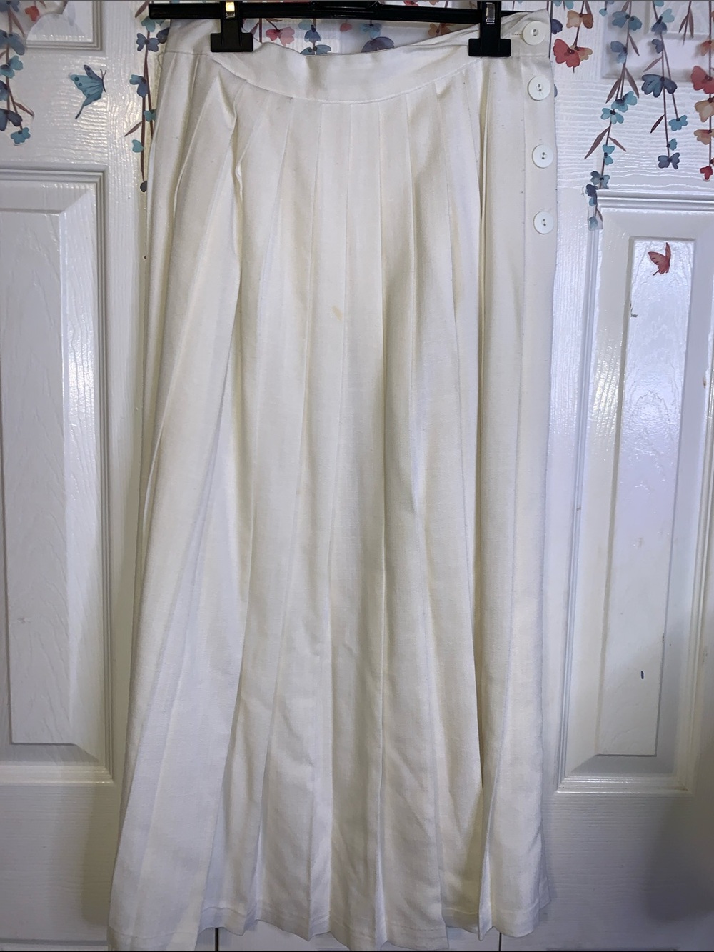 Vintage Worthington Cream Pleated Maxi Skirt with Side Buttons